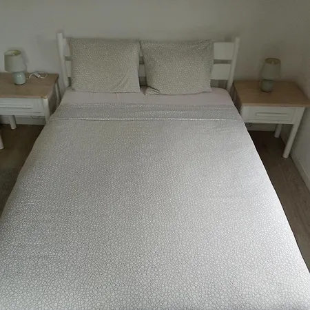 Marina Vilamoura 2 Bedrooms ,living Quarteira